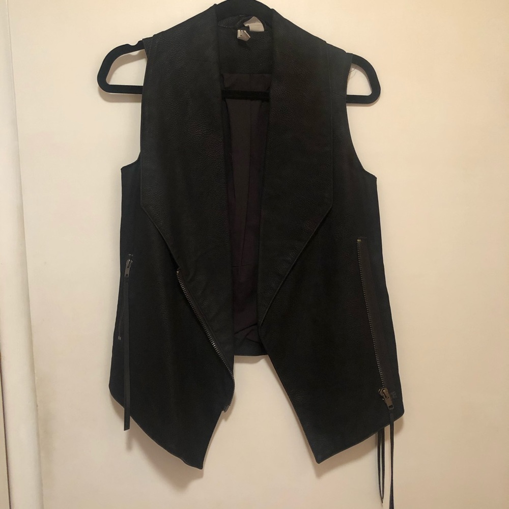 H&M Vest - Picture 2 of 3